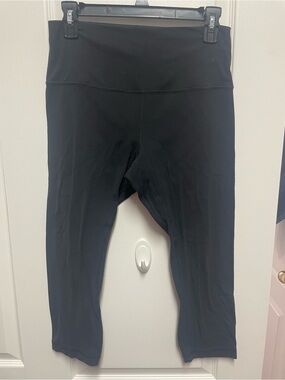 Lululemon Align Crop *21" Nulu Fabric